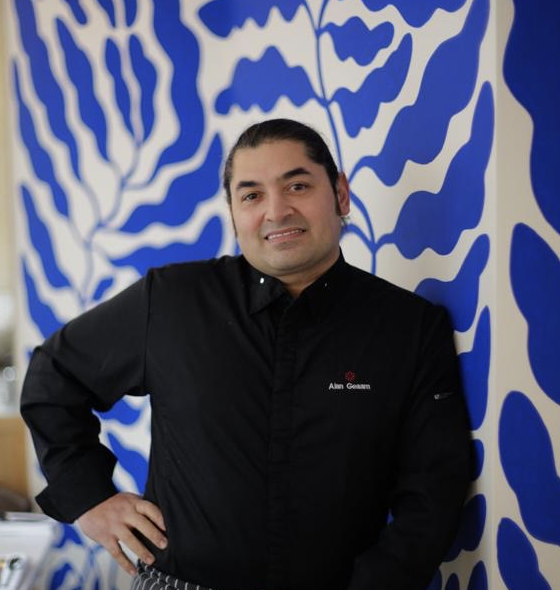 Alan Geaam ouvre une épicerie libanaise chez Qasti - Le Chef