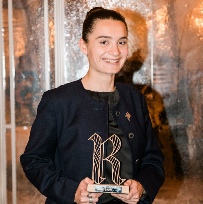 Lise Périssat remporte le 6e Ruinart Sommelier Challenge