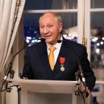 Éric Frechon a reçu ses insignes d’officier de la Légion d’honneur